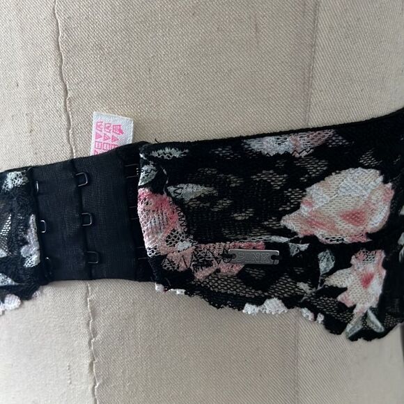 Pink Victoria’s Secret floral halter push up bralette wireless Sz-xs - Picture 7 of 13